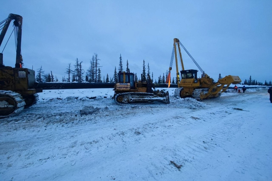 Строительство трубопровода в рамках обустройства Салмановского (Утреннего) нефтегазоконденсатного месторождения